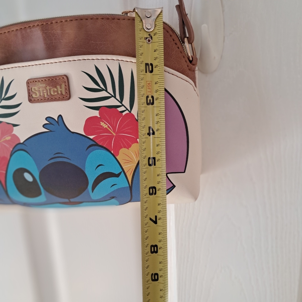 Disney Lilo & Stitch Crossbody Bag - Cream and Brown - Picture 3 of 11